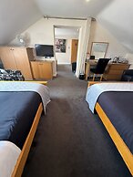 Barncroft Luxury Guest House