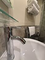 Barncroft Luxury Guest House