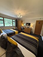 Barncroft Luxury Guest House