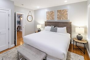The Newport Lofts - 364 Thames Street