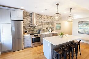 The Newport Lofts - 364 Thames Street