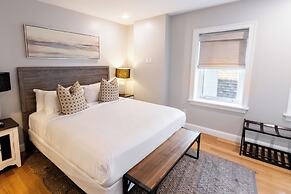 The Newport Lofts - 364 Thames Street