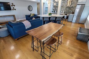 The Newport Lofts - 364 Thames Street