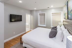 The Newport Lofts - 364 Thames Street