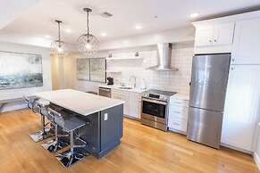 The Newport Lofts - 364 Thames Street