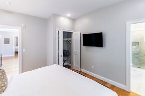 The Newport Lofts - 364 Thames Street