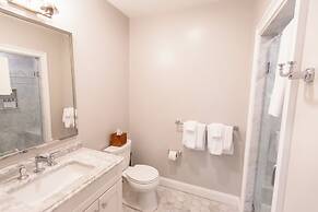 The Newport Lofts - 364 Thames Street