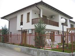 Harmony Hills Residence