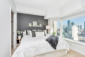 QuickStay Yorkville Condo - Yonge & Bloor