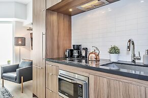 QuickStay Yorkville Condo - Yonge & Bloor