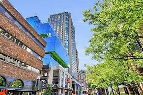 QuickStay Yorkville Condo - Yonge & Bloor