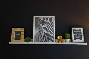 QuickStay Yorkville Condo - Yonge & Bloor