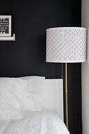 QuickStay Yorkville Condo - Yonge & Bloor