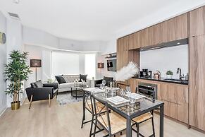 QuickStay Yorkville Condo - Yonge & Bloor