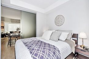 QuickStay Yorkville Condo - Yonge & Bloor