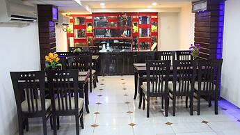 OYO 3971 Hotel Tip Top