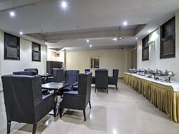 OYO 2807 Hotel Crosswinds Residency