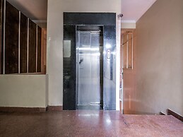 OYO 2807 Hotel Crosswinds Residency