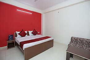 OYO 9339 Terrene Empire