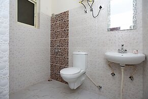 OYO 9339 Terrene Empire