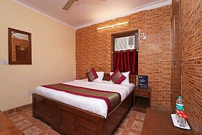 OYO 10661 DSR Classic