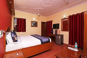 OYO 10661 DSR Classic