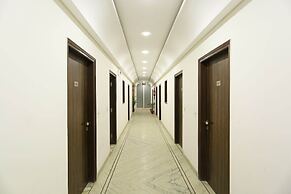 OYO 11340 Hotel Lakshmi Palace