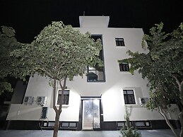 OYO 10581 Platinum Residency