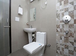 OYO 10581 Platinum Residency