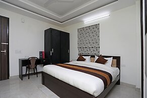 OYO 10581 Platinum Residency