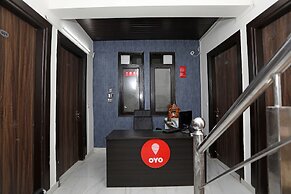 OYO 10581 Platinum Residency