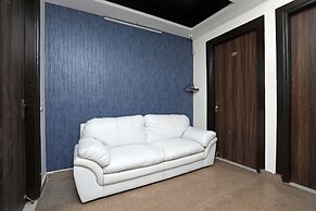 OYO 10581 Platinum Residency