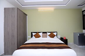 OYO 10581 Platinum Residency