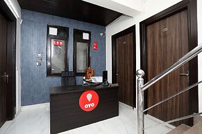 OYO 10581 Platinum Residency