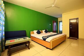 OYO 4256 Hotel Rajmahal