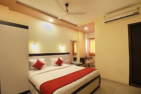 OYO 10551 Hotel RJ Grand