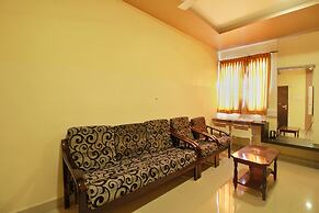 OYO 10551 Hotel RJ Grand