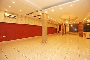 OYO 11451 The Avenue residency