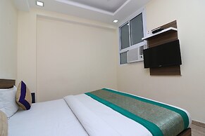 OYO 10795 Hotel RS Residency