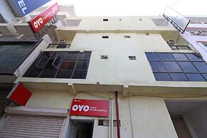 OYO 10795 Hotel RS Residency