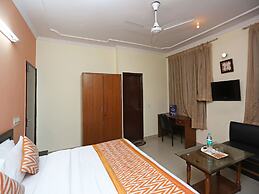 OYO 542 Kalkaji Residency Bnb