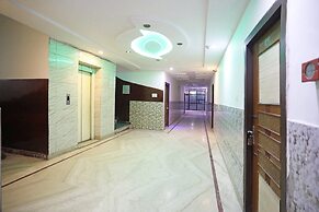 OYO 11005 Hotel Shanti Palace