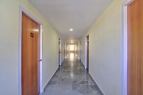 OYO 10950 Hotel Hills Palace