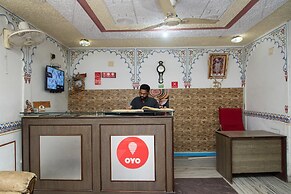 OYO 10319 Hotel Pichola Haveli