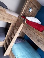 Ty Glyndwr Bunkhouse Bar and Cafe - Hostel