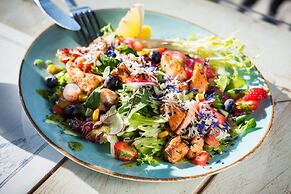 Max Health Resort SPA