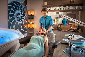 Max Health Resort SPA