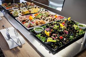 Max Health Resort SPA