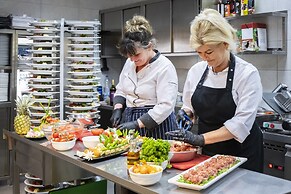 Max Health Resort SPA