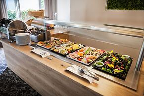 Max Health Resort SPA